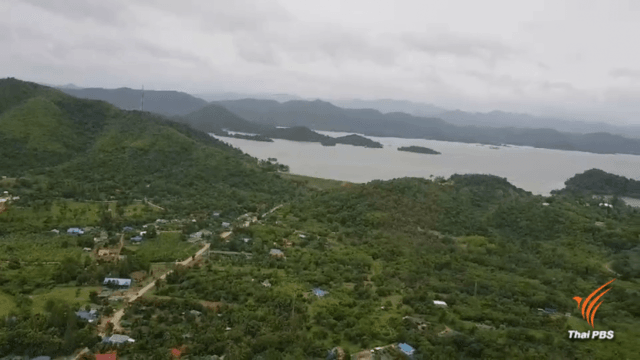Kaeng Krachan dam’s spillover threatens riverside areas in Phetchaburi’s 5 districts Kaeng Krachan dam’s spillover threatens riverside areas in Phetchaburi’s 5 districts