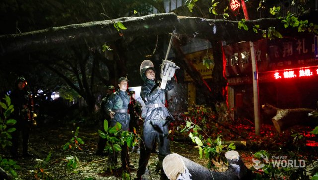Hong Kong, southern China clean up after super typhoon