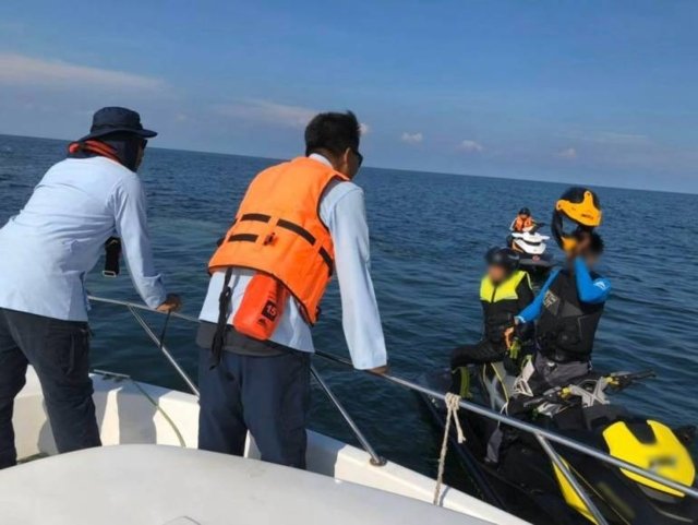 Tightened monitoring of Bryde’s whales after jet-ski incident Tightened monitoring of Bryde’s whales after jet-ski incident