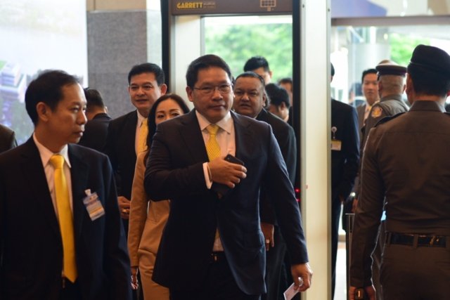 Finance Minister to sue for alleged slander relating to Krung Thai loan controversy
