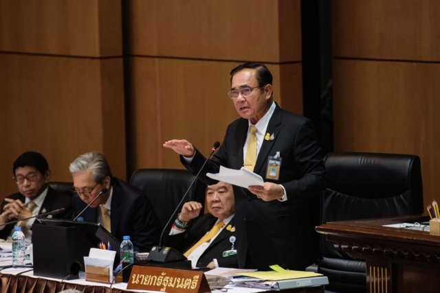 PM asks public and parliament to have faith in his government