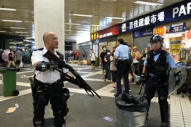 New protest erupts as Hong Kong charges 44 activists with rioting New protest erupts as Hong Kong charges 44 activists with rioting