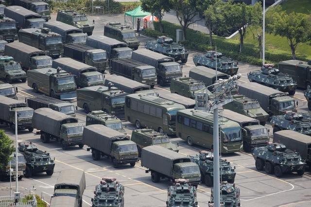 In 'clear warning', Chinese paramilitary forces exercise near Hong Kong In 'clear warning', Chinese paramilitary forces exercise near Hong Kong