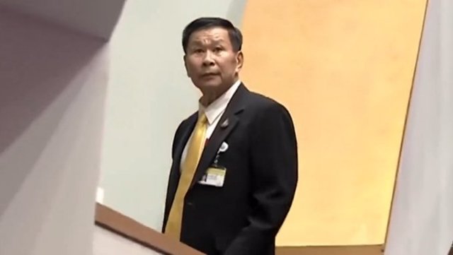 Seripisut to livestream PM’s oath recital issue on his Facebook page Seripisut to livestream PM’s oath recital issue on his Facebook page