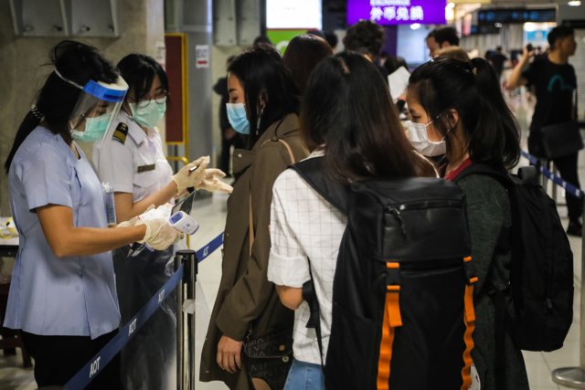 10,000 baht reward for info leading to arrest of quarantine escapees 10,000 baht reward for info leading to arrest of quarantine escapees