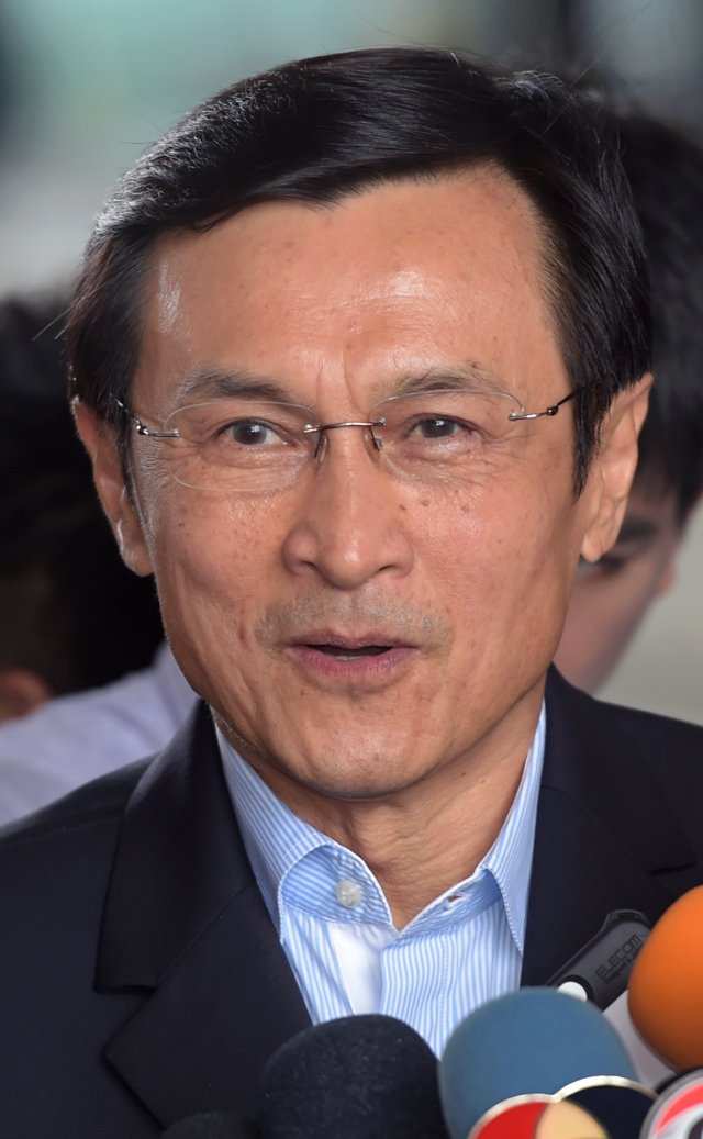 Chaturon casts himself a new political role