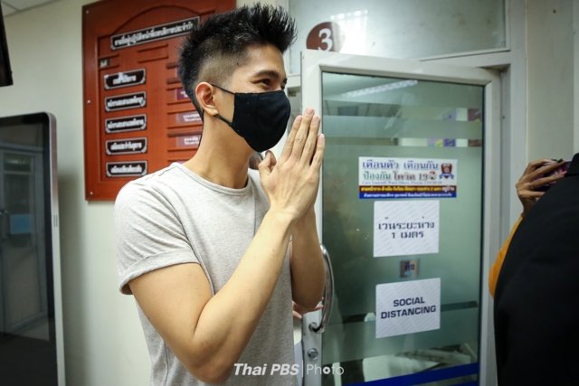Fraud complaint lodged against famous life coach by official in Chiang Mai