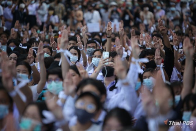 Education Ministry’s ‘haircut enforcer’ becomes unwitting target of students’ anger Education Ministry’s ‘haircut enforcer’ becomes unwitting target of students’ anger