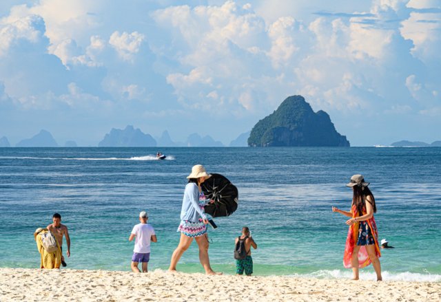 Tourism industry asks government to reconsider travel bubble Tourism industry asks government to reconsider travel bubble