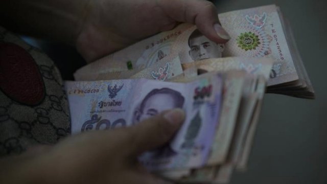 Easing of public burden from oil price rise to cost taxpayers ฿45bn