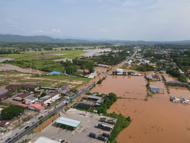 Floods ease in Chiang Mai, but situation deteriorates in Chiang Rai Floods ease in Chiang Mai, but situation deteriorates in Chiang Rai