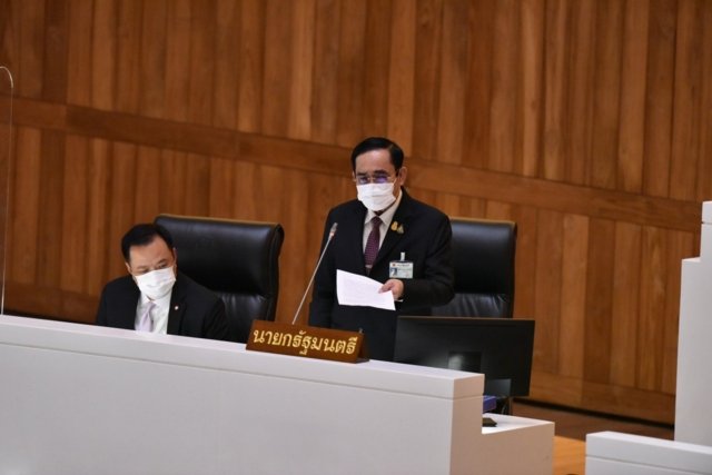 PM accuses Opposition of distorting facts, bent on discrediting government PM accuses Opposition of distorting facts, bent on discrediting government