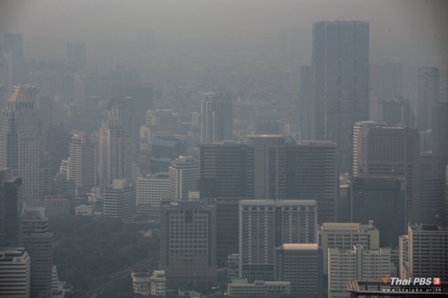 Air pollution in Bangkok, 14 other provinces exceed standard levels, to peak on Saturday Air pollution in Bangkok, 14 other provinces exceed standard levels, to peak on Saturday