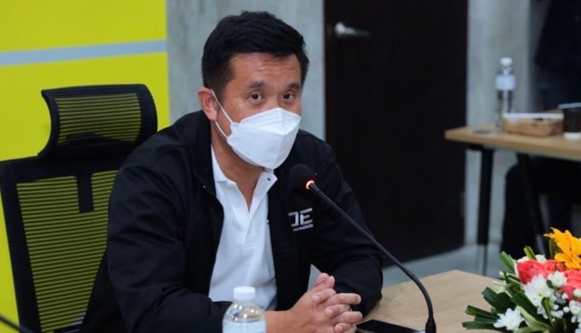 Thailand’s digital minister in hospital for COVID-19 treatment