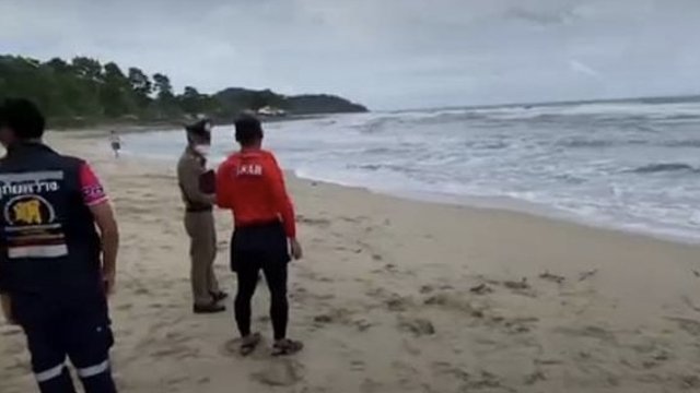 Tourist drowns, another missing in rough seas off Thailand’s Koh Chang Tourist drowns, another missing in rough seas off Thailand’s Koh Chang