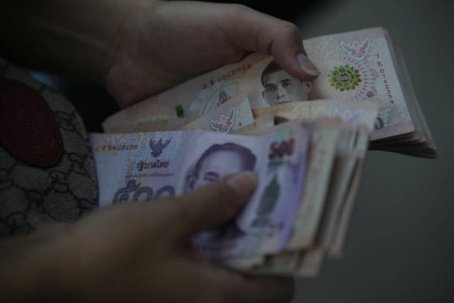 Thailand’s trade deficit for June amounts to 40 billion baht as currency weakens