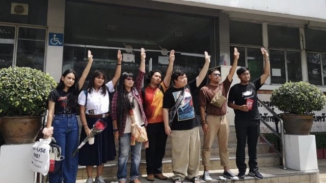 Ratsadon protest leader “Penguin” and three others get suspended jail terms