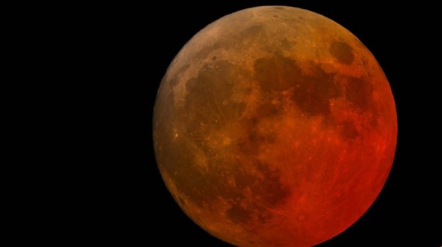 Total lunar eclipse on Loy Krathong night on November 8th Total lunar eclipse on Loy Krathong night on November 8th