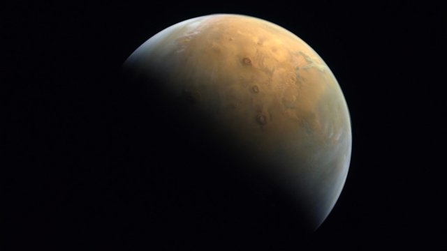 December is an ideal month to view Mars December is an ideal month to view Mars