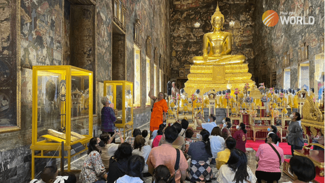 215 years celebrated in an evening at Wat Suthat 215 years celebrated in an evening at Wat Suthat