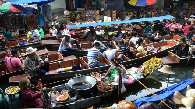 Traditional Shopping: a thing of the past?