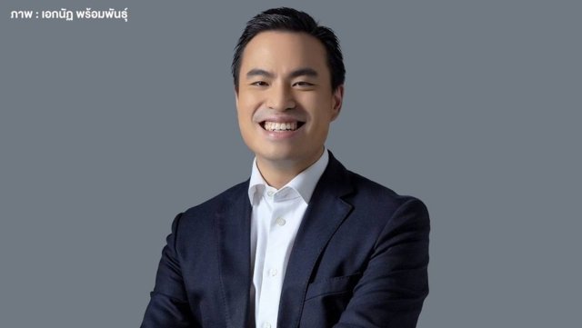 Akanat Promphan: From scourge of ‘Thaksin regime’ to minister in Shinawatra govt Akanat Promphan: From scourge of ‘Thaksin regime’ to minister in Shinawatra govt