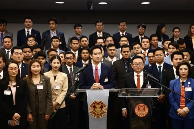 Dissolution or survival: What happens after Wednesday’s verdict on Move Forward? Dissolution or survival: What happens after Wednesday’s verdict on Move Forward?