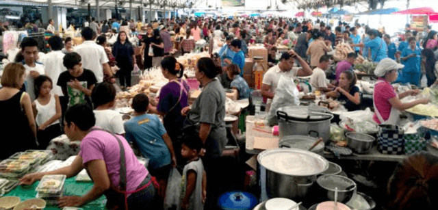 Commerce suspends collection of rent from over 2,000 stalls for 3 months