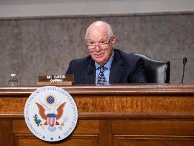 US senator expresses concern over possible Move Forward dissolution US senator expresses concern over possible Move Forward dissolution