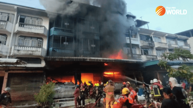 Three shop-houses in Bangkok’s Nong Khaem district destroyed by fire Three shop-houses in Bangkok’s Nong Khaem district destroyed by fire