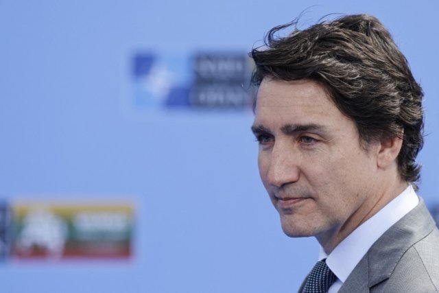 Canadian govt to stop buying ads on Facebook, Instagram
