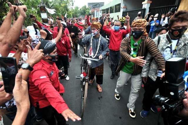 Indonesian court paves way for president's son to run in 2024 election