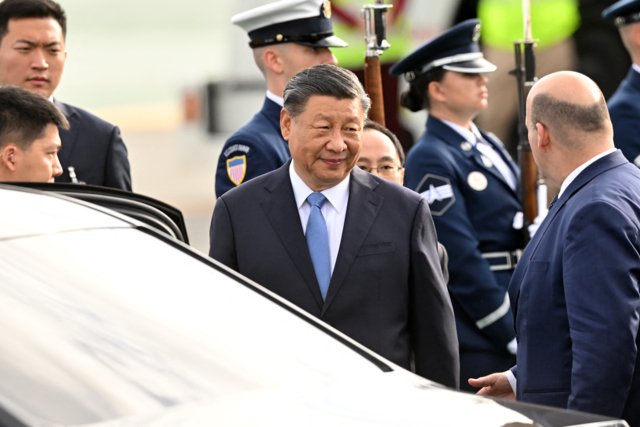 Xi in US for high-stakes Biden summit, APEC