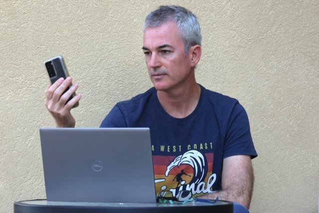 Survivor seeks to retell Hamas attack with WhatsApps