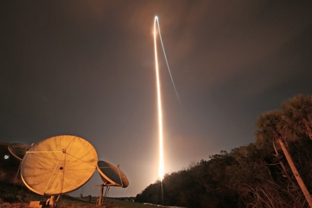 First US private lunar lander mission fails