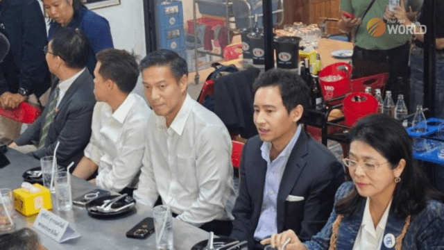 Opposition parties dine together in a show of solidarity