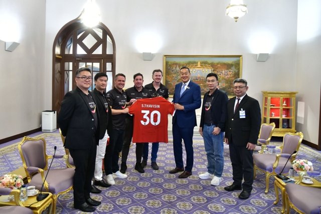 Thailand offers to host friendly between Liverpool and Manchester United