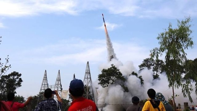 Public urged to cease Bung Fai rocket launches Public urged to cease Bung Fai rocket launches