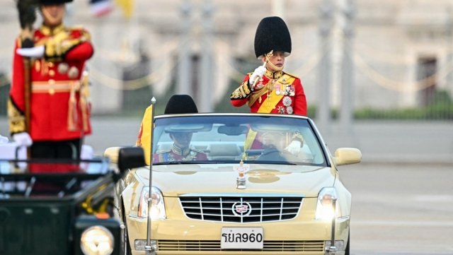 HM the King inspects the 'Trooping the Colour' parade to mark his 72nd birthday HM the King inspects the 'Trooping the Colour' parade to mark his 72nd birthday
