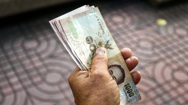 Cabinet puts Bt10,000 benefit for the elderly on hold Cabinet puts Bt10,000 benefit for the elderly on hold