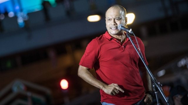 Nattawut Saikuar: Ex-red shirt resurfaces as PM adviser amid growing political tensions Nattawut Saikuar: Ex-red shirt resurfaces as PM adviser amid growing political tensions
