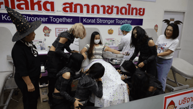 Thai Red Cross invites blood donors to celebrate Halloween in costume Thai Red Cross invites blood donors to celebrate Halloween in costume