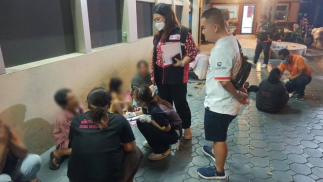 12 beggars arrested, one found with 1.3 million baht