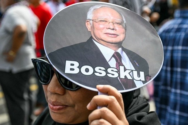 Jailed ex-Malaysian leader Najib moves closer to house arrest Jailed ex-Malaysian leader Najib moves closer to house arrest