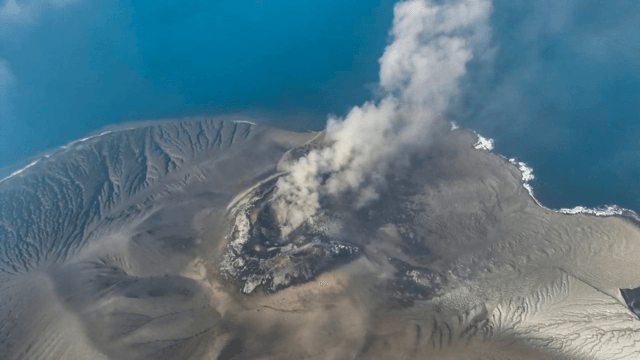 Thai airlines cancel, suspend Jakarta flights after volcano eruption