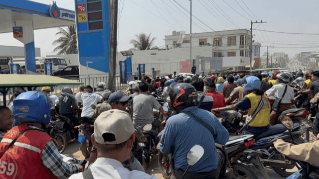 Thailand's fuel and power cuts cause disruption in Myanmar border towns Thailand's fuel and power cuts cause disruption in Myanmar border towns
