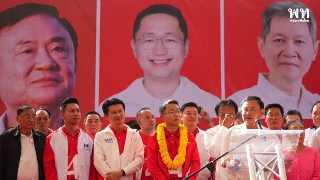 Thaksin’s campaign disrupted by ex-red-shirt in Maha Sarakham
