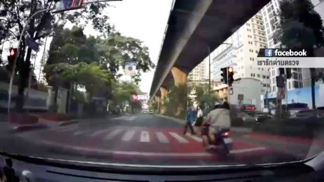 Motorcyclist arrested for hitting South Korean on zebra crossing