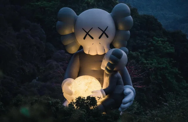 KAWS touches down in Bangkok KAWS touches down in Bangkok