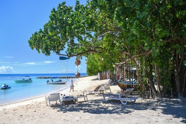 Maldives ban Israelis to protest Gaza war